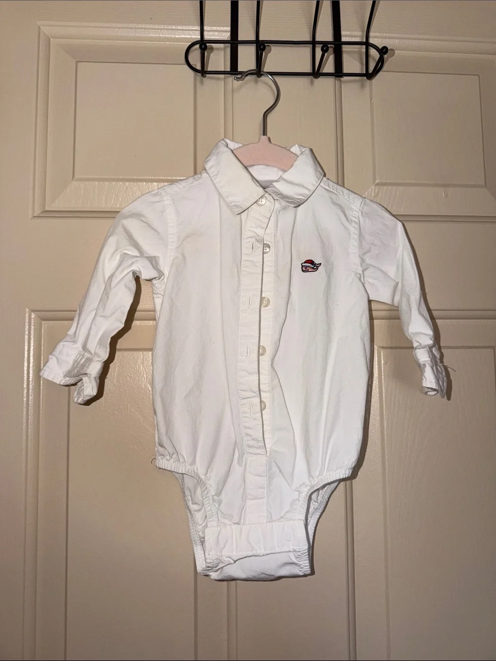 Vineyard Vines White Long-Sleeve Collared Baby Bodysuit